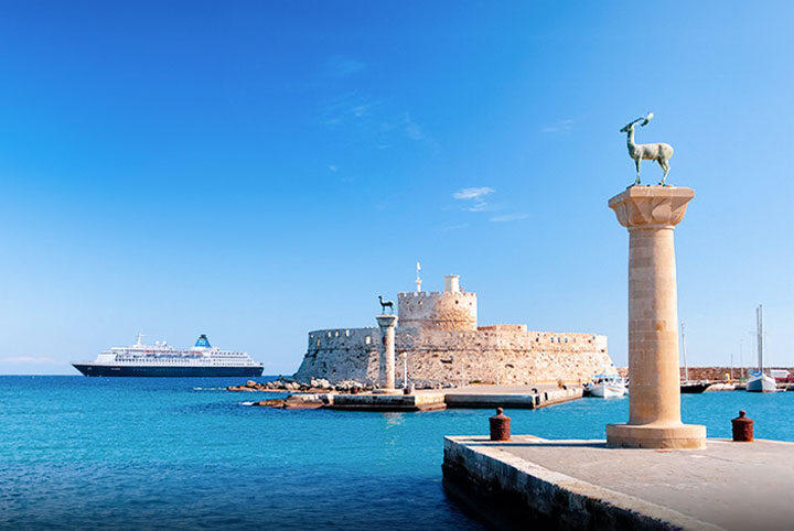 SELECTUM BLUE İLE YUNAN ADALARI TÜM YAZ BOYUNCA